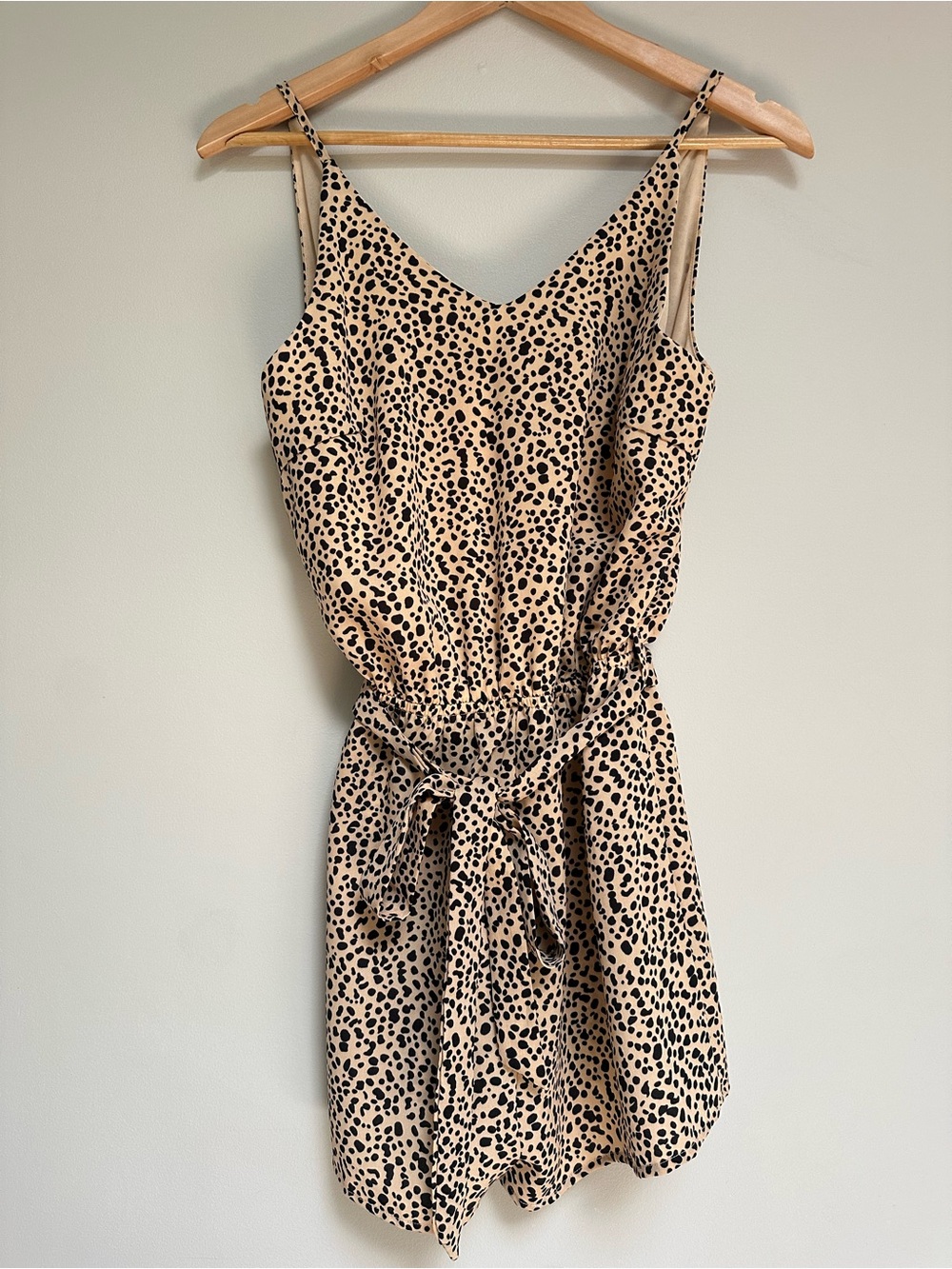 She + Sky Cheetah Print Belted Romper Beige & Black Women’s Small